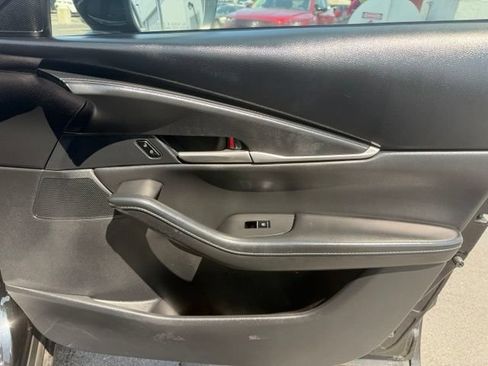 Used 2023 MAZDA CX-30 AWD 2.5 S w/ Select Package image 34