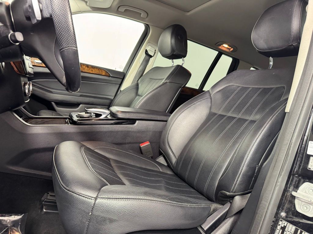 Used 2017 Mercedes-Benz GLS 450 4MATIC image 11