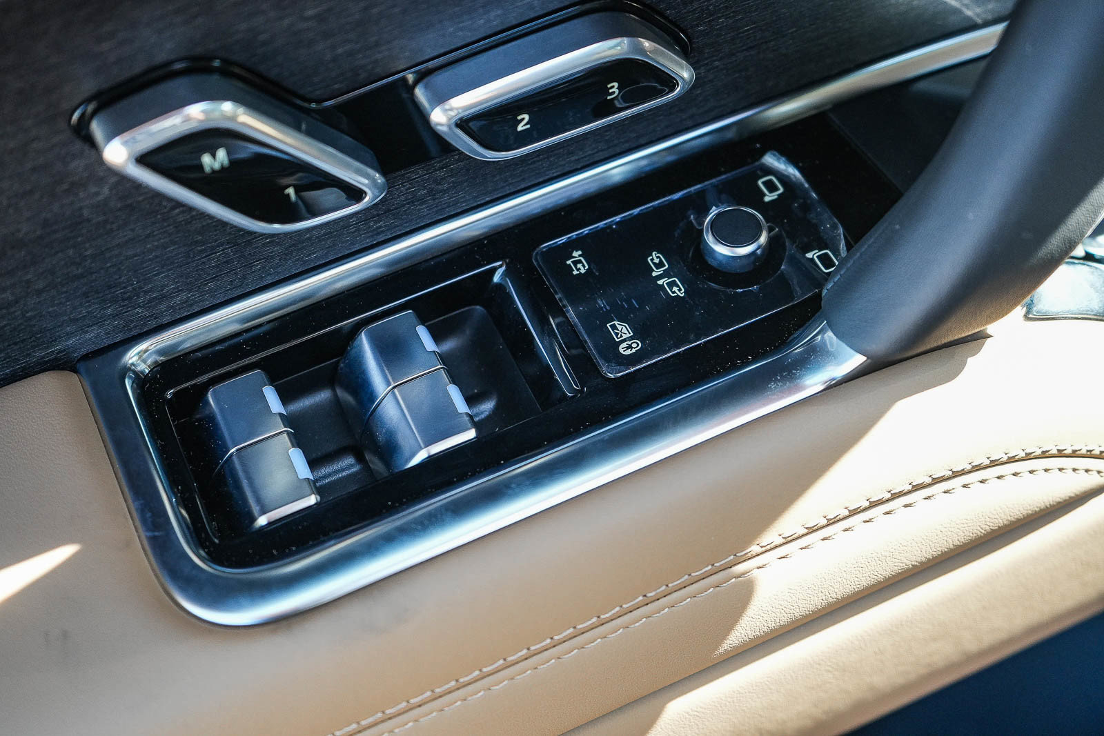 New 2026 Land Rover Range Rover SE AWD/4WD image 19