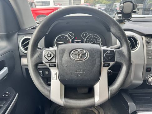 Used 2016 Toyota Tundra SR image 6