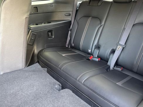 Certified 2025 MAZDA CX-90 3.3 Turbo w/ Select Package image 17