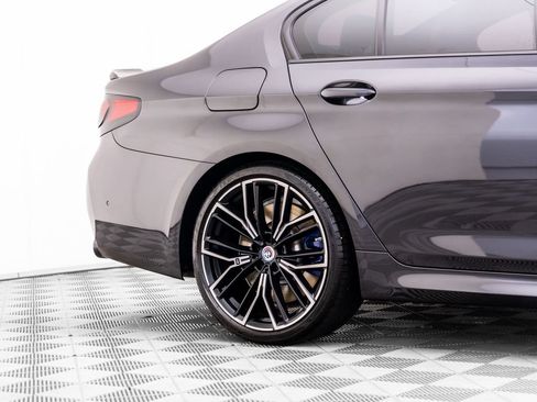 Used 2023 BMW M550i xDrive w/ Executive Package AWD/4WD image 39