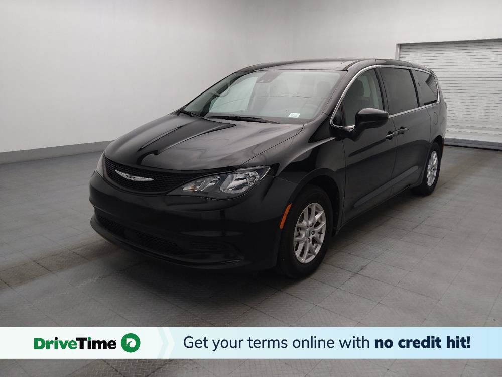 Used 2024 Chrysler Voyager LX FWD image 1