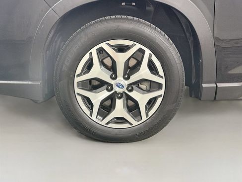 Used 2019 Subaru Forester Premium AWD/4WD image 31