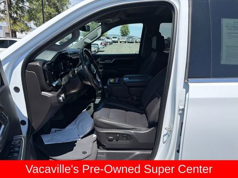 Used 2024 GMC Sierra 1500 SLT AWD/4WD image 9