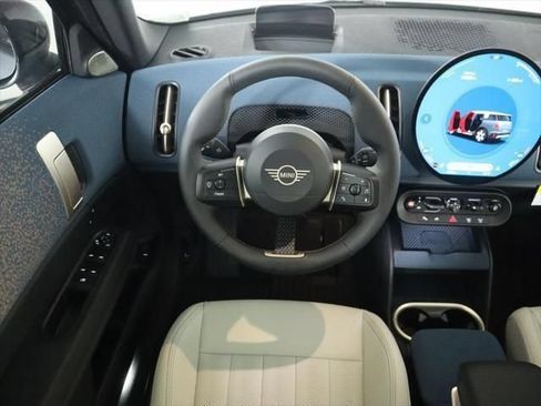 Used 2025 MINI Cooper Countryman SE w/ Comfort Package Max AWD/4WD image 10