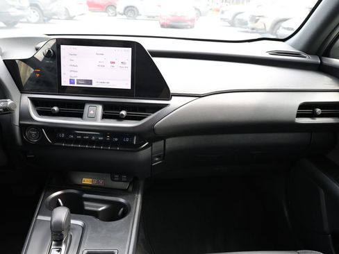 Used 2025 Lexus UX 300h FWD image 22