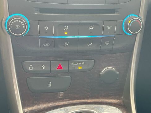 Used 2013 Chevrolet Malibu LT w/ Power Convenience Package FWD image 18