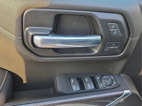 Used 2022 Chevrolet Silverado 1500 LTZ image 13