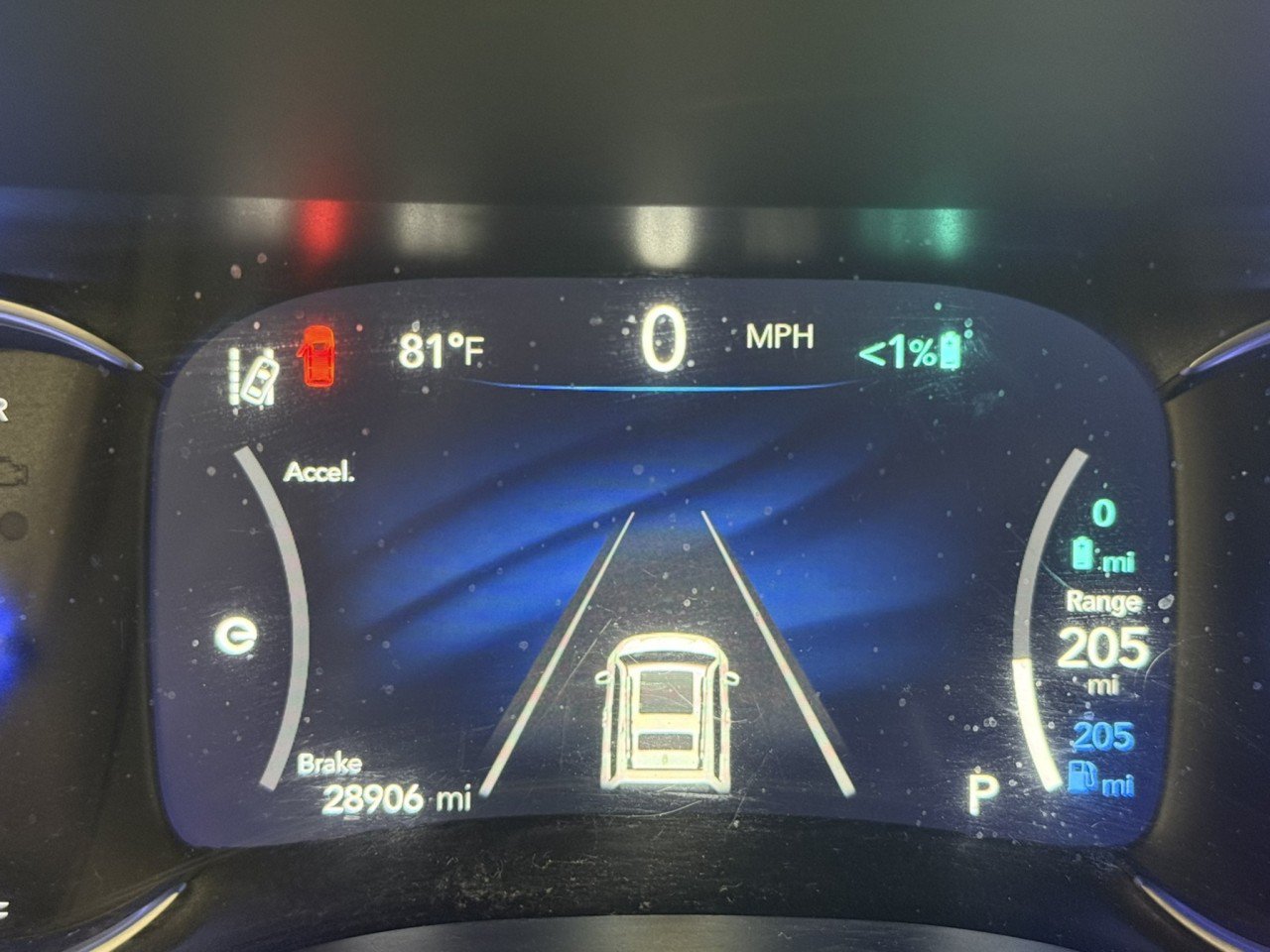 Used 2023 Chrysler Pacifica Limited FWD image 18
