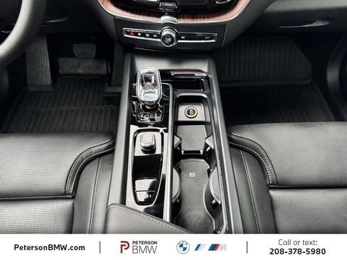 Used 2024 Volvo XC60 B5 Ultimate w/ Protection Package Premier image 12