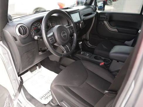 Used 2014 Jeep Wrangler Unlimited Sport w/ Quick Order Package 24S AWD/4WD image 8