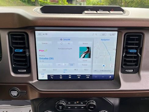 Used 2022 Ford Bronco Outer Banks AWD/4WD image 17