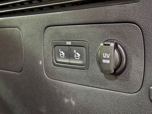 Used 2023 Kia Sorento SX FWD image 39
