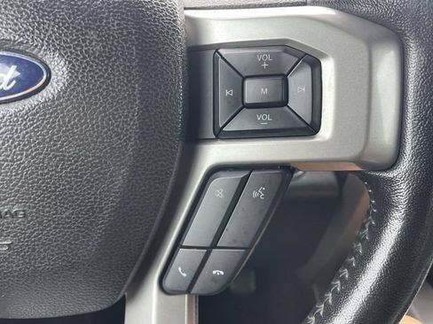 Used 2021 Ford F250 Lariat w/ Lariat Ultimate Package AWD/4WD image 23