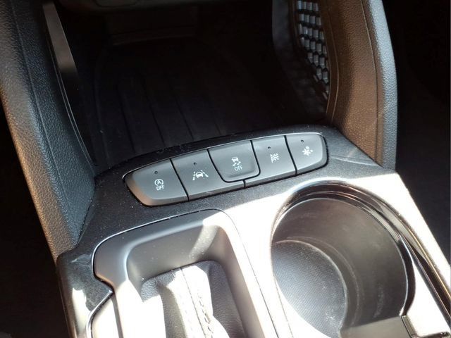 Used 2021 Chevrolet TrailBlazer LT w/ Convenience Package FWD image 24