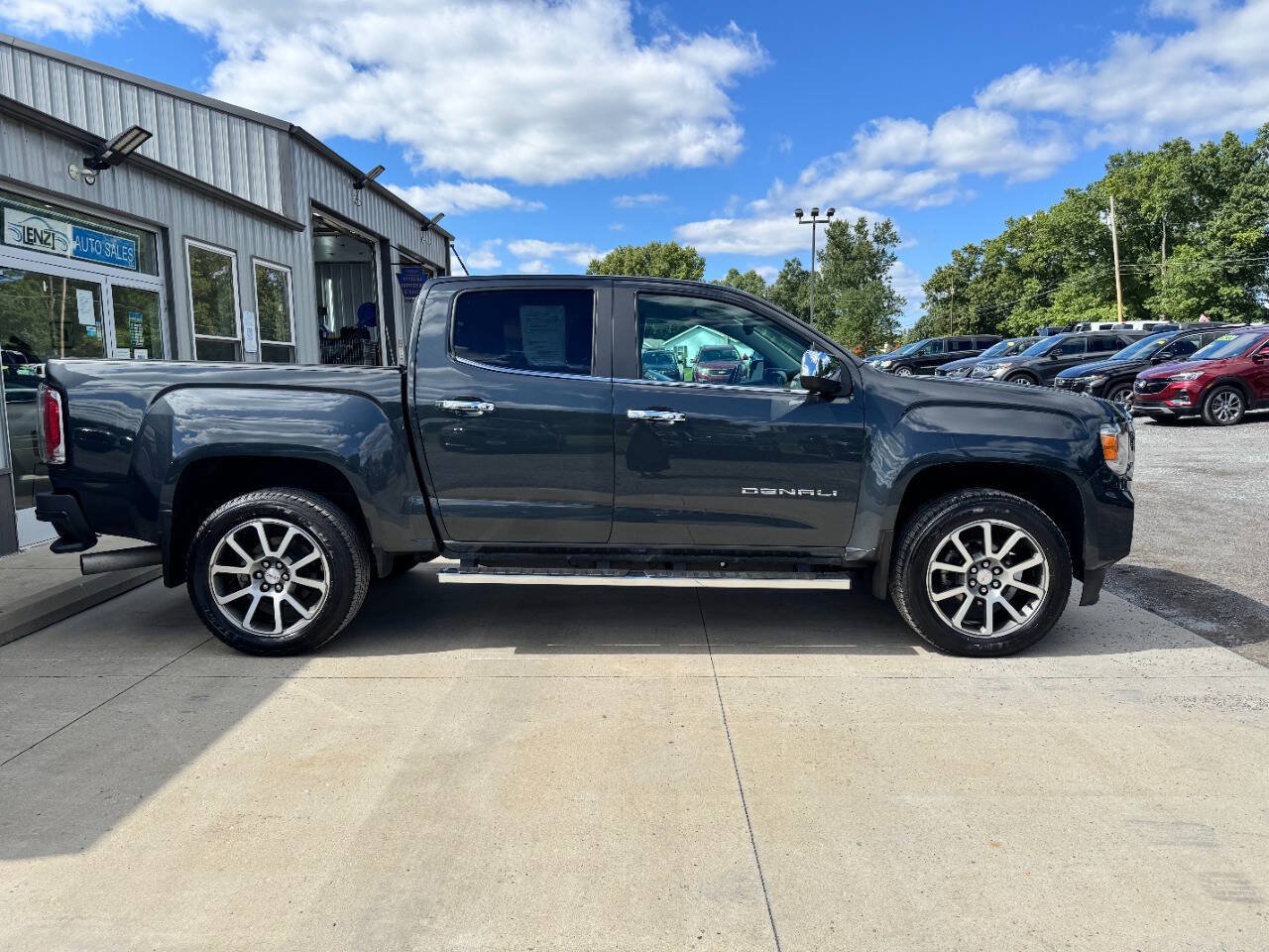 Used 2022 GMC Canyon Denali AWD/4WD image 8