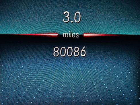 Used 2021 Mercedes-Benz GLE 350 4MATIC image 30