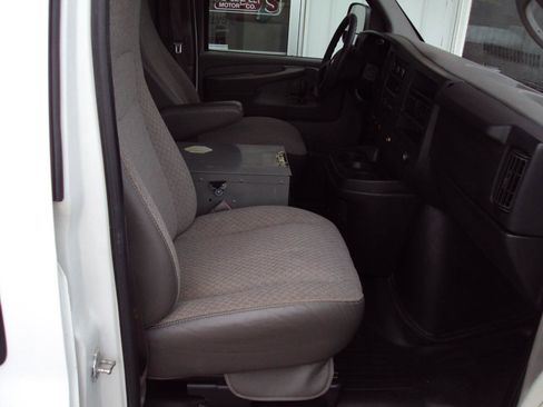Used 2013 Chevrolet Express 1500 AWD w/ Power Package image 17