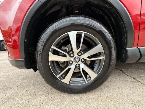 Used 2017 Toyota RAV4 XLE FWD image 25