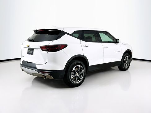 Used 2025 Chevrolet Blazer LT FWD image 9