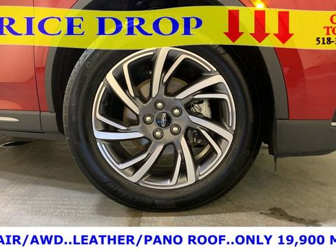 Used 2023 Lincoln Corsair AWD w/ Equipment Group 101A image 9