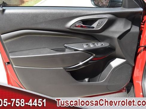 New 2026 Chevrolet Trax LT w/ Midnight Edition FWD image 12