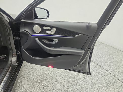 Used 2021 Mercedes-Benz E 350 Sedan image 21