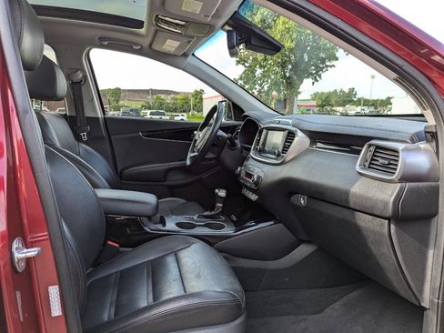 Used 2020 Kia Sorento SX image 17
