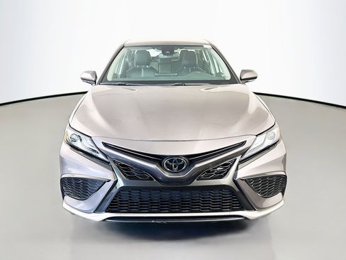 Used 2024 Toyota Camry XSE FWD image 2