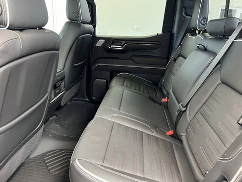 Used 2024 GMC Sierra 1500 AT4X w/ AT4X AEV Edition image 25