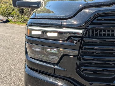 New 2026 RAM 2500 Laramie AWD/4WD image 10