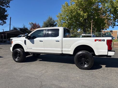 Used 2017 Ford F250 Platinum w/ Platinum Ultimate Package AWD/4WD image 11