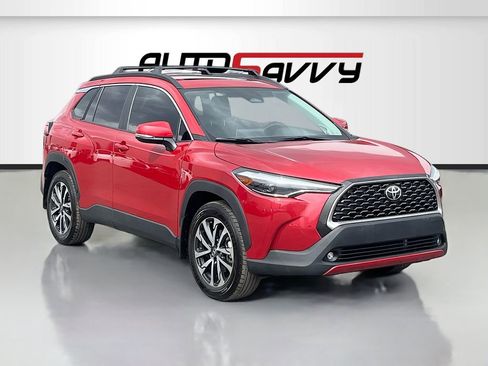 Used 2024 Toyota Corolla Cross XLE w/ Convenience Package AWD/4WD image 1