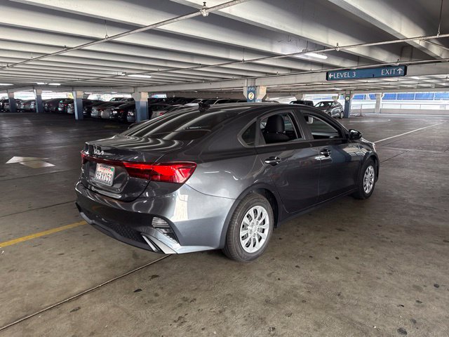 Used 2023 Kia Forte LX FWD image 3