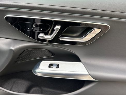Certified 2025 Mercedes-Benz E 350 Sedan image 21