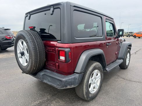 Certified 2021 Jeep Wrangler Sport AWD/4WD image 5