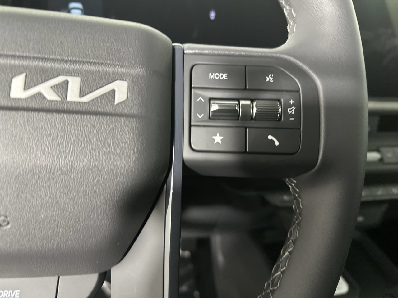 New 2027 Kia Seltos S FWD image 11
