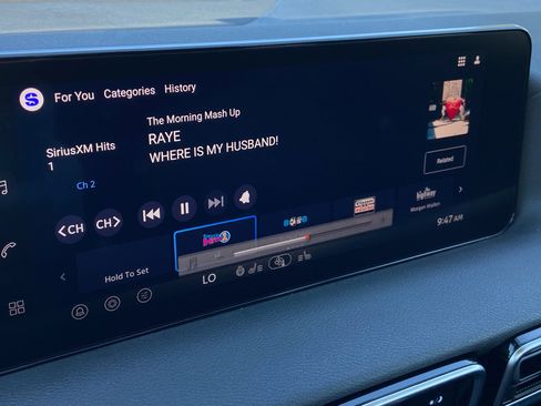 New 2026 Nissan Sentra SV w/ SV Convenience Package FWD image 21