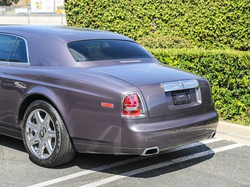 Used 2010 Rolls-Royce Phantom Coupe RWD image 9