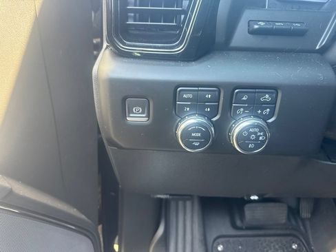Used 2023 GMC Sierra 1500 AT4X AWD/4WD image 21