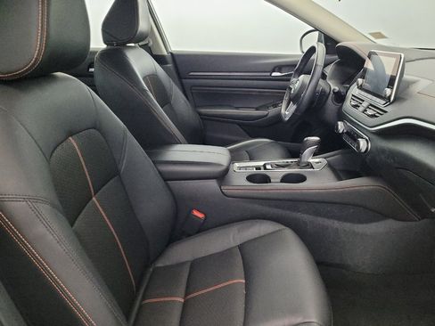 Used 2022 Nissan Altima 2.5 SR AWD/4WD image 21
