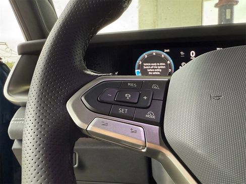 New 2026 Volkswagen Tiguan SE R-Line image 22