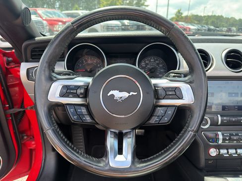 Used 2019 Ford Mustang Premium RWD image 15