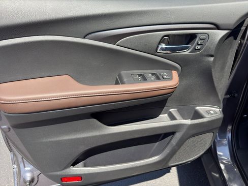 New 2026 Honda Ridgeline RTL image 9
