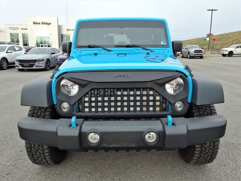 Used 2018 Jeep Wrangler Sport image 10