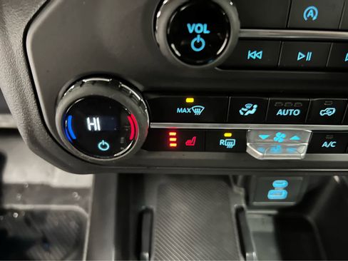 New 2025 Ford Bronco Big Bend image 23