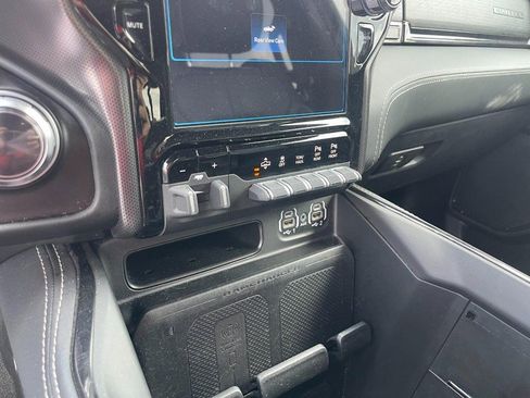 Used 2022 RAM 1500 Limited w/ Body-Colour Bumper Group AWD/4WD image 24