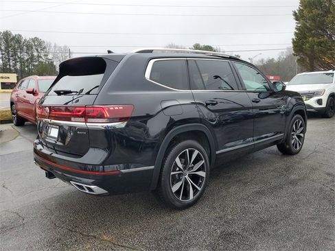 Certified 2025 Volkswagen Atlas SEL Premium R-Line image 4