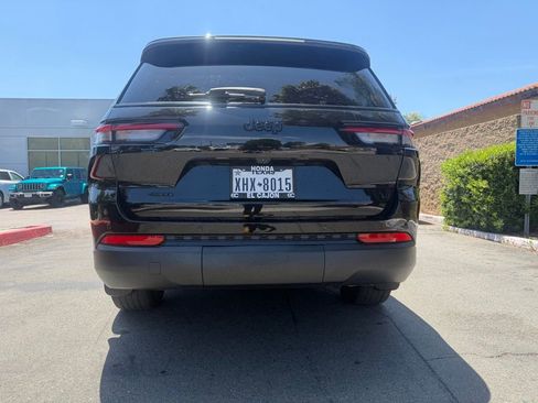 Used 2023 Jeep Grand Cherokee L Altitude AWD/4WD image 14